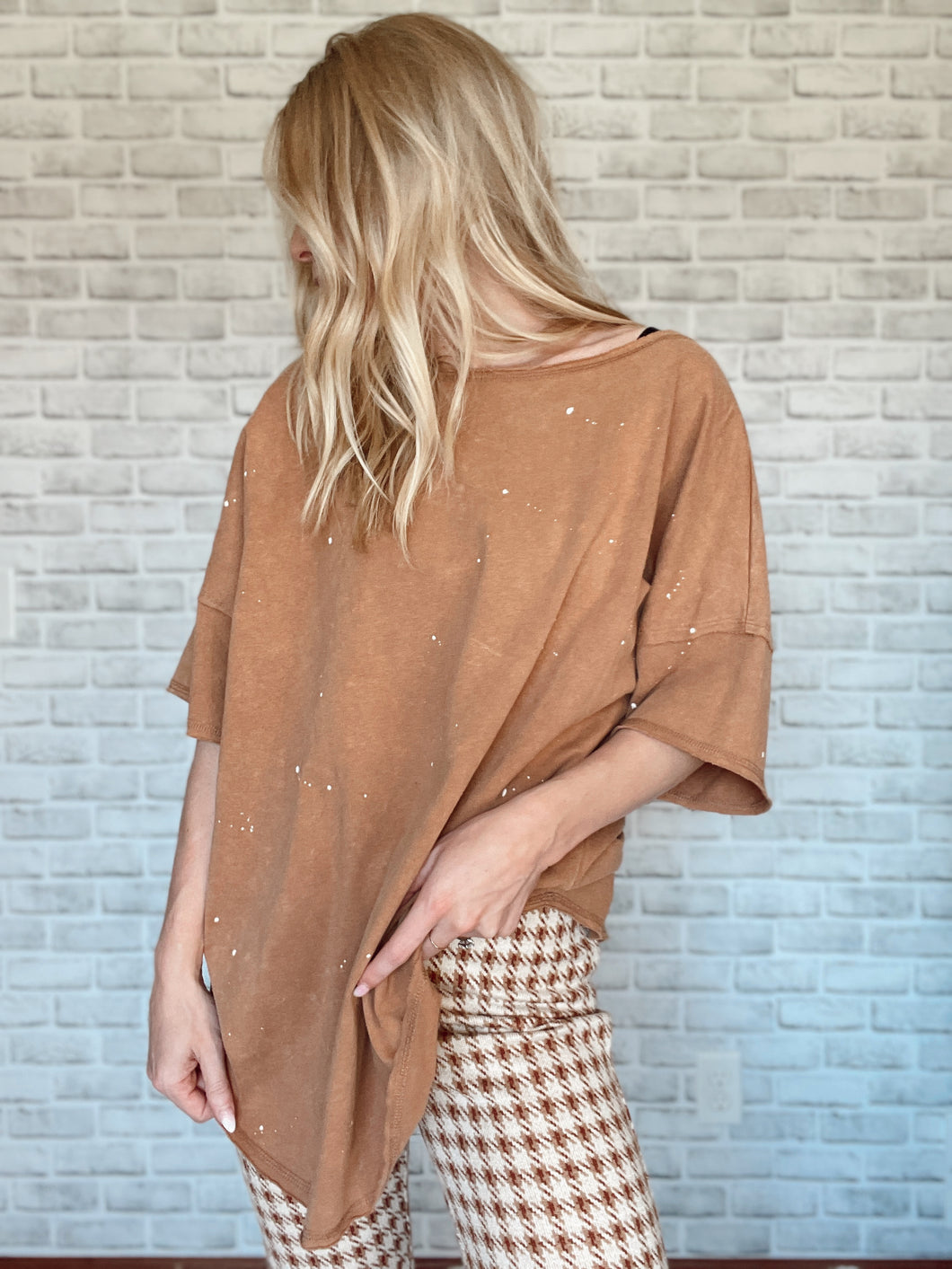 Caramel Splashed Paint Knit Tee