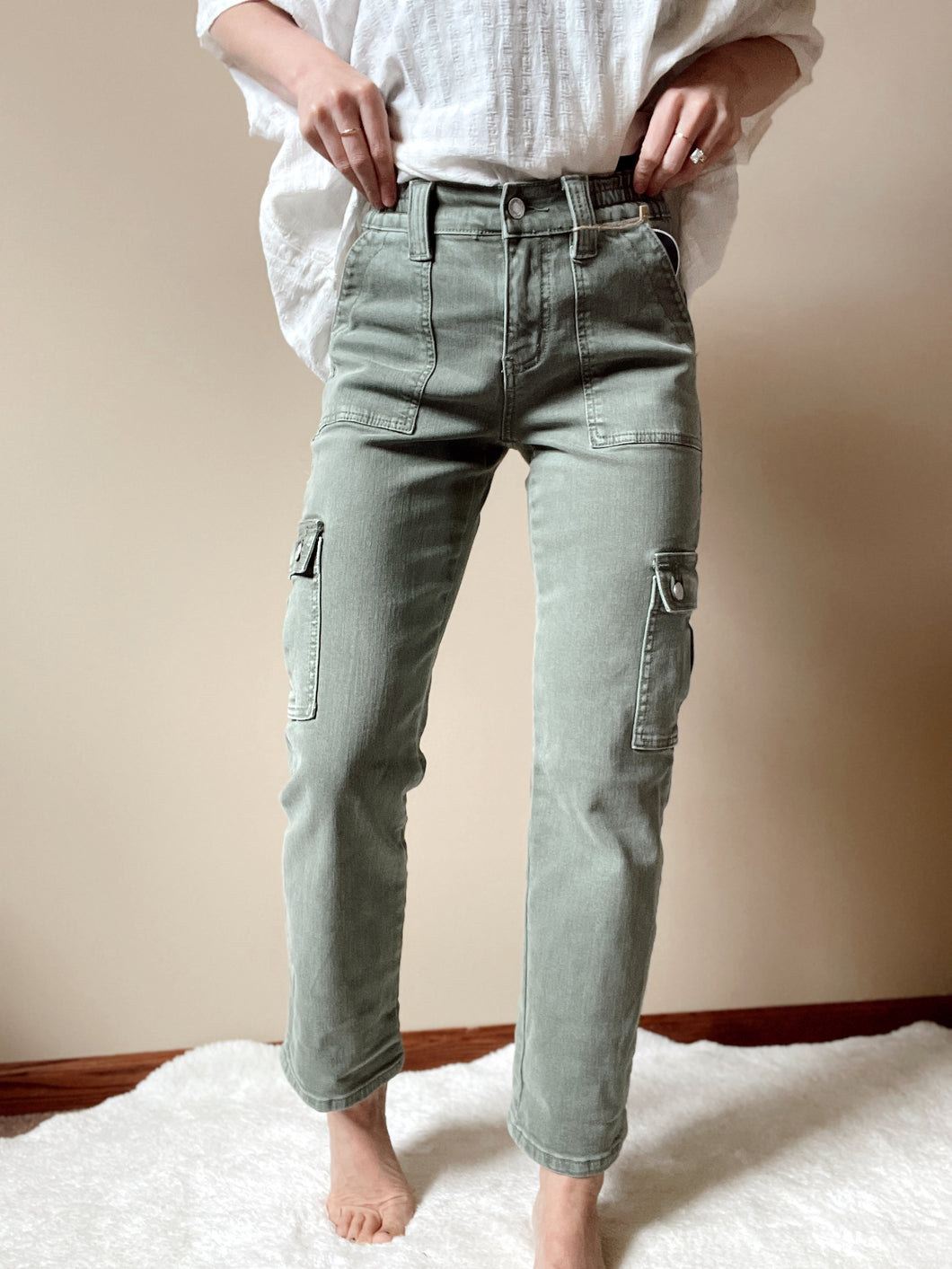 Vervet High Rise Cargo Straight Jeans